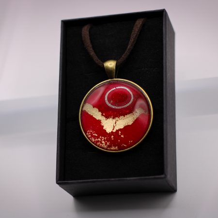 Vöröshajnal- Antikolt bronz medál